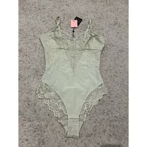 PINSY L/ XL Smoothing Lace Shapesuit Shapewear Bodysuit Light Green *NEW* H23